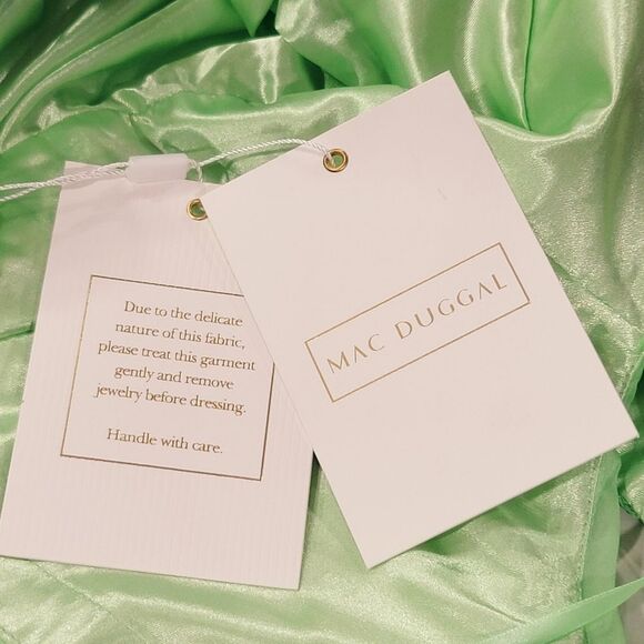 Mac Duggal Green Ruffled Organza Hi-low Evening Formal Dress Slit Plus 12W NWT - Picture 9 of 10